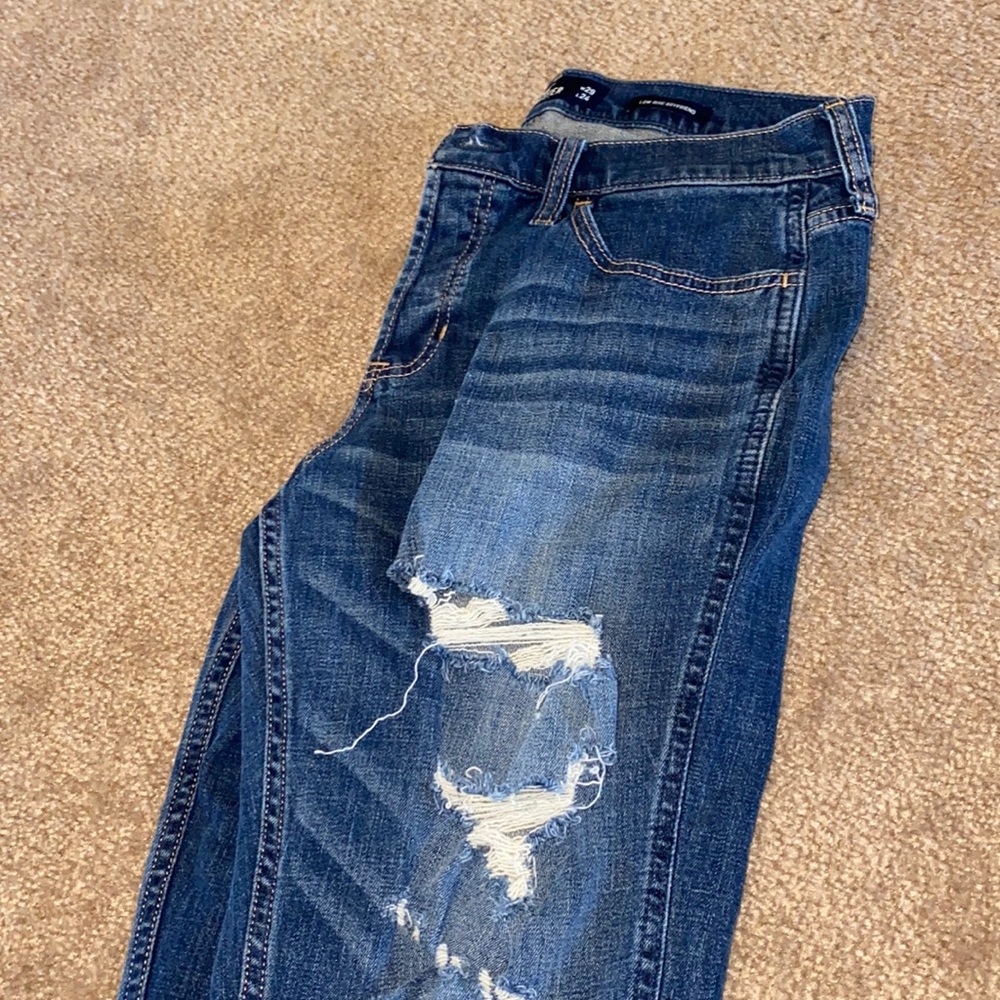 Low rise boyfriend jeans